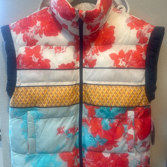 Brand new with tags SM Free People Movement Printed Bubble Puffer Vest - Picture 5 of 8